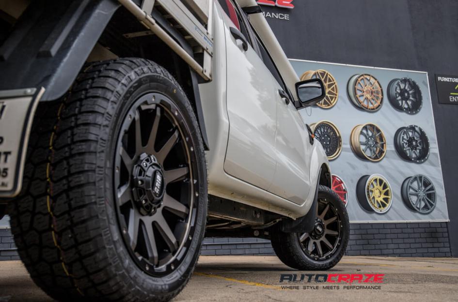 FORD RANGER GD05 BRONZE DARK TINT WITH MATTE BLACK